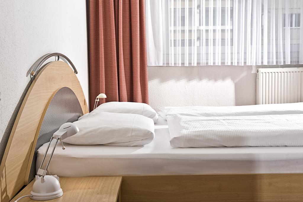 Days Inn Leipzig City Centre Zimmer foto